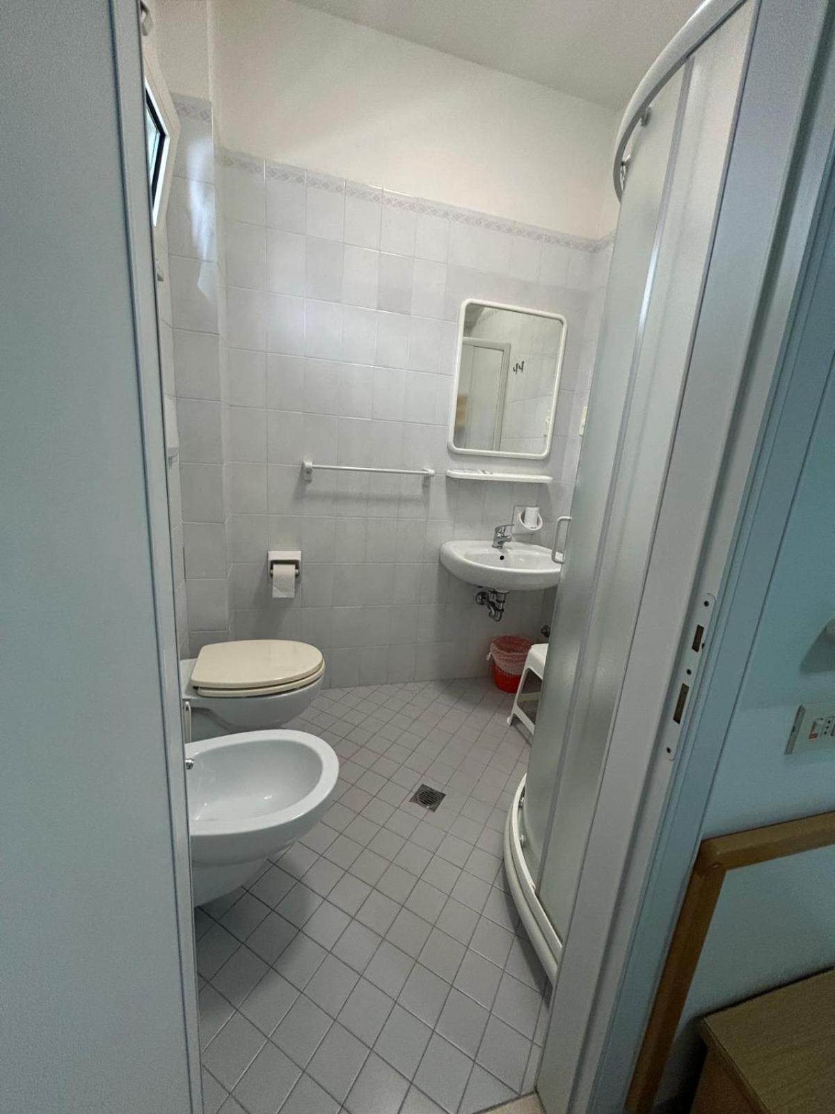 Hotel Massimo Riccione Luaran gambar